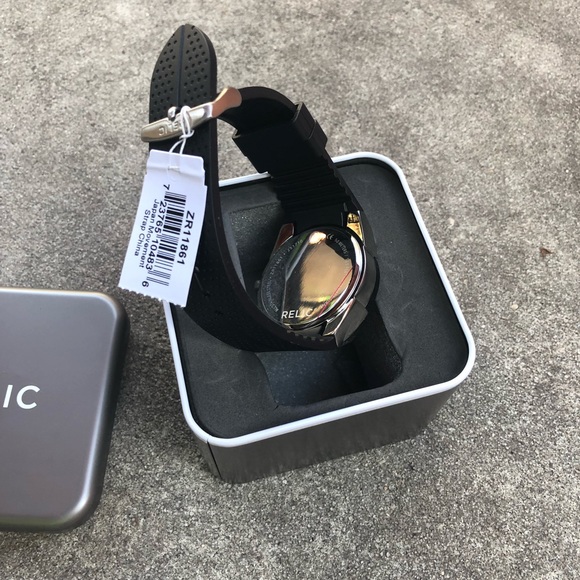 Men’s Relic Watch - Picture 2 of 5